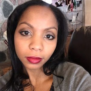 Meet your Posher, Kristin